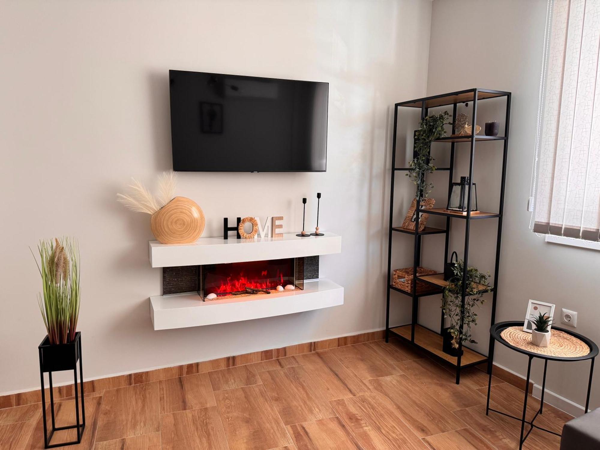 Goldy Central Beach Apartment With Private Garden Burgas Ngoại thất bức ảnh